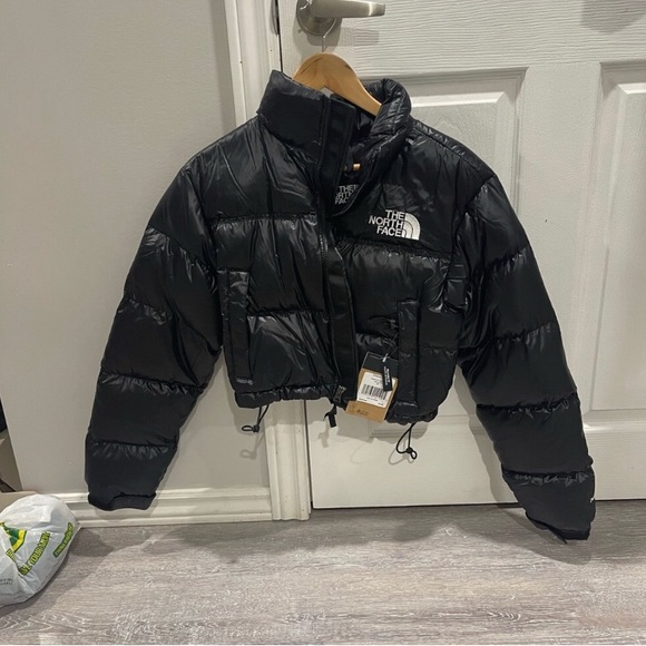 North Face nuptse cropped jacket - Picture 2 of 2